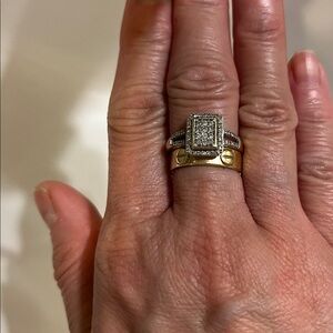 10k Real Gold diamond ring size 6women , found the tag pls check pictures .